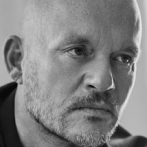 Mutina steintøy tegnet av Vincent Van Duysen i et norsk kontorbygg