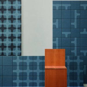 Betty vegg fra Mutina med Night Blue grafisk gitter