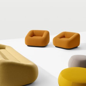 Demontert Aom sofa for gjenvinning
