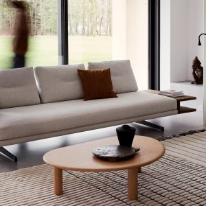 Steeve sofa av Jean-Marie Massaud i en kontorlounge