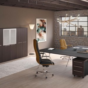 Design skrivebord Genesis fra Codutti med plate i 12 mm herdet glass