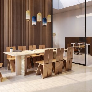 Møtebord Ginza fra Codutti i massivt tre med trestoler foran en spilevegg