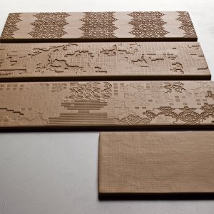 Direksjonsbad kledd med Bas-Relief av Urquiola