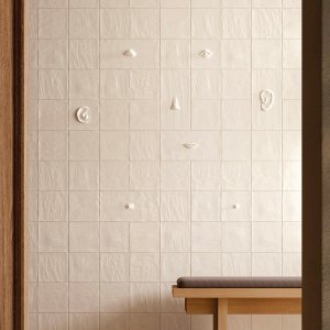 Mud matt og Mud blank fra Mutina lagt ved siden av hverandre