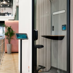 Lydabsorberende PET-paneler i Framery One Compact