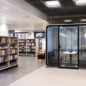 Hybridt videomøte i Framery Four podden