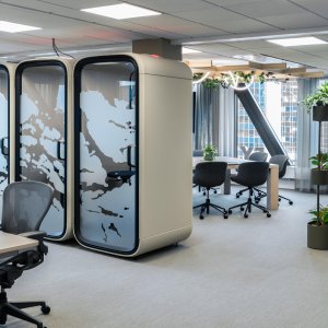 Pulverlakkerte stålpaneler på Framery One Compact