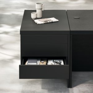 V-formet konferansebord fra Mux70-serien