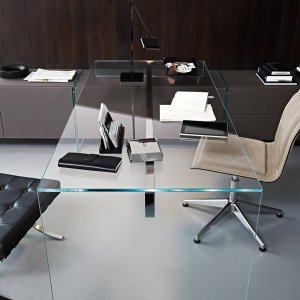 Baklakkert krystallplate på skrivebordet Air Desk