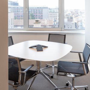 Stick Chair konferansestol uten armlener