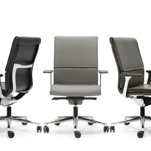 Detalj av det tofargede elastiske nettet på Una Chair