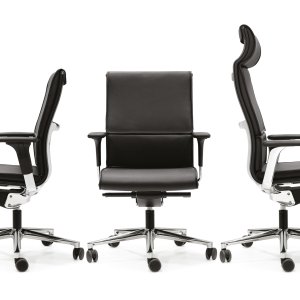 Una Chair med bronselakkert ramme