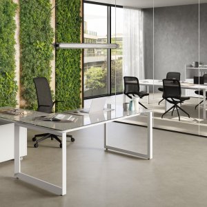 Servicemøbel som bærende base for et 5th Element-skrivebord