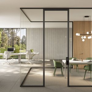 Mood-glassvegger i et hovedkontor i Oslo