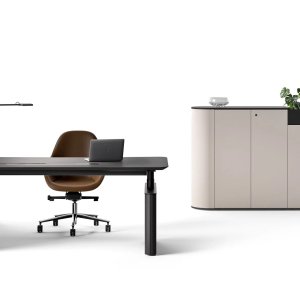 Otto Square fra Martex med rett panelben