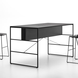 Dobbel arbeidsplass fra systemet 20.Venti hos MDF Italia