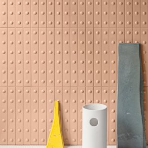 Punto Up Glossy Brun, brun krakelert list fra Mutina