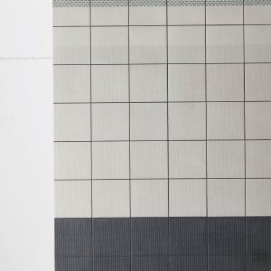 Moenster Cobble White fra Tape Mutina paa hvit base