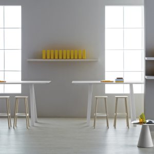 Plate i 12 mm kompaktlaminat på Arki-Table, den tyngste varianten