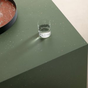 Primavera overflate fra Mutina med keramiske flak