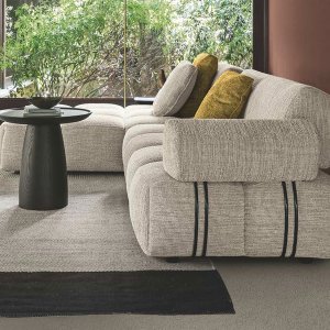 Rett sofa Qubik på 294 cm i skinn England 229