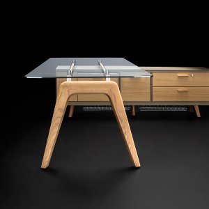 Rail designskrivebord fra Bralco i eik natur med diamantskåret plate