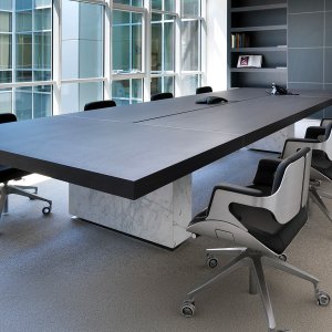 Blank Bordeaux-lakkert plate på direktørskrivebordet Asymmetrical