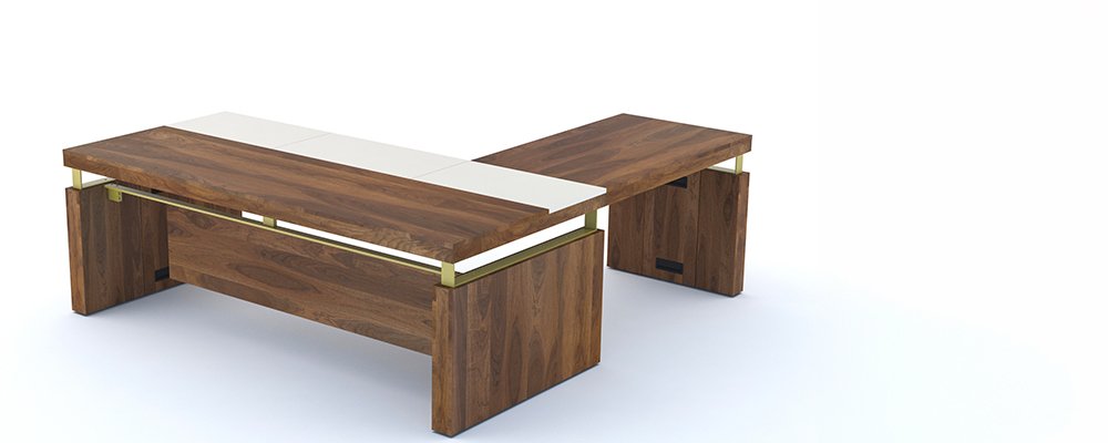Skrivebord med sidebord og skap