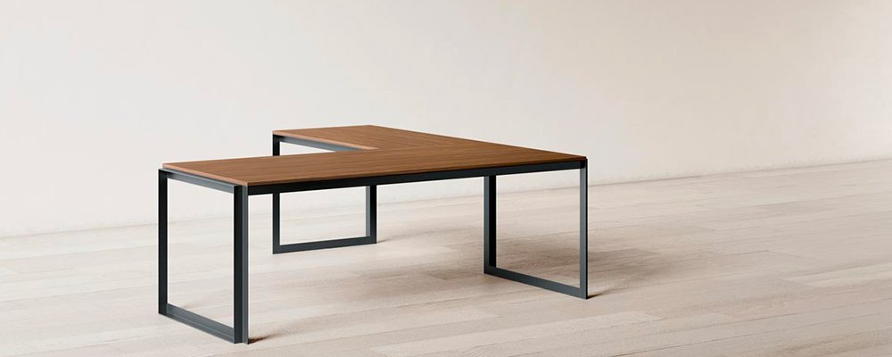 Kun direktørskrivebord